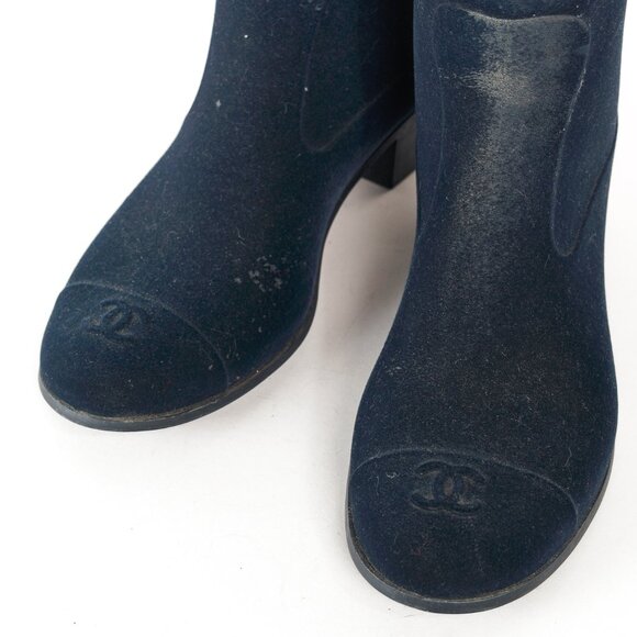 Chanel 11A Navy Velvet Camellia Rubber Rain Boots - Picture 6 of 12